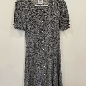 Vintage Women's Black Floral Dress